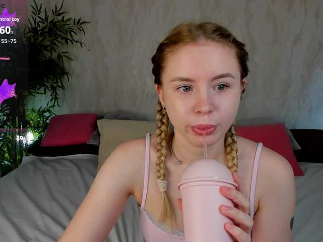 Linda-Bloom live cam on BongaCams