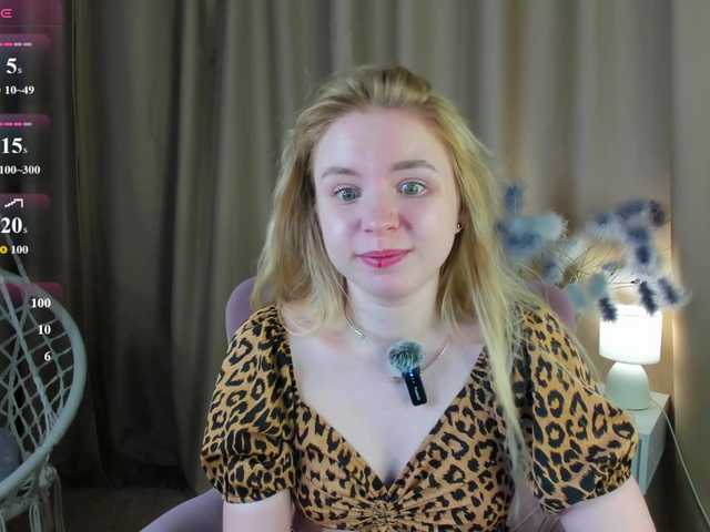 Linda-Bloom live cam on BongaCams
