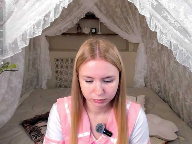 Linda-Bloom live cam on BongaCams