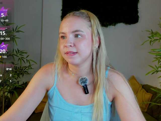Linda-Bloom live webcam show