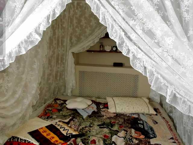 Linda-Bloom live cam on BongaCams