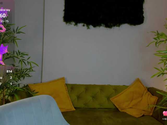 Linda-Bloom live webcam show