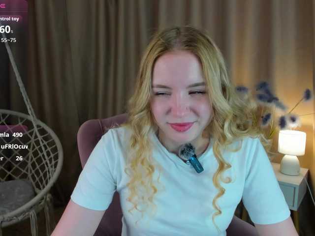 Linda-Bloom live cam on BongaCams