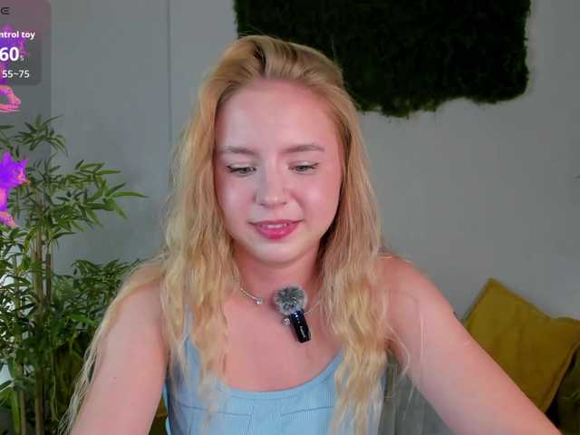 Linda-Bloom live cam on BongaCams