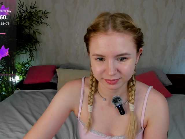 Linda-Bloom live cam on BongaCams