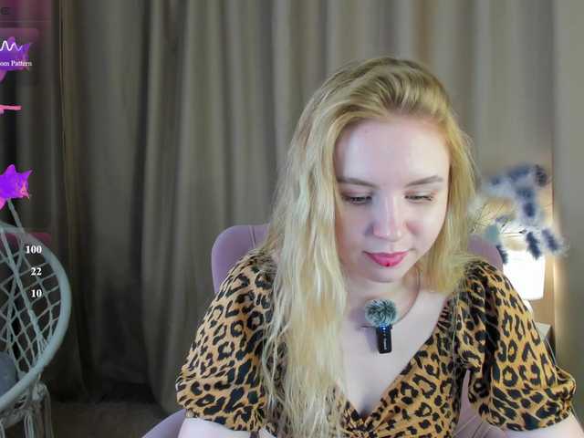Linda-Bloom live cam on BongaCams