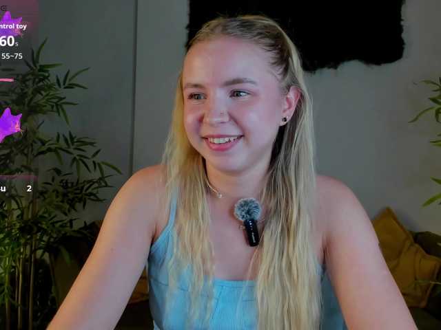 Linda-Bloom live cam on BongaCams