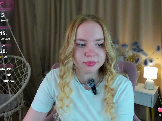 Linda-Bloom live cam on BongaCams
