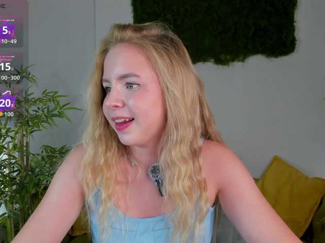 Linda-Bloom live cam on BongaCams