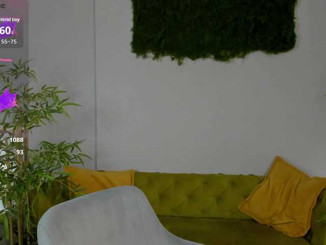 Linda-Bloom live cam on BongaCams