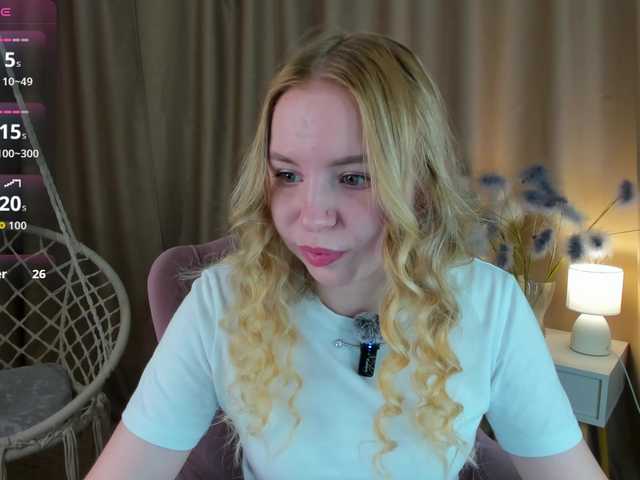 Linda-Bloom live cam on BongaCams