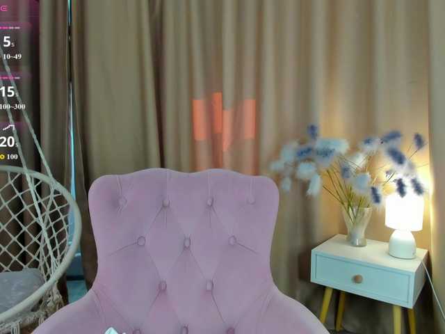 Linda-Bloom live cam on BongaCams