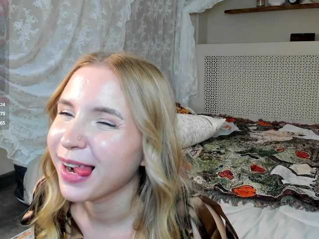 Linda-Bloom live cam on BongaCams