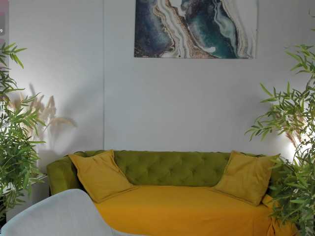Linda-Bloom live cam on BongaCams