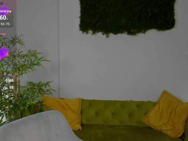 Linda-Bloom live cam on BongaCams