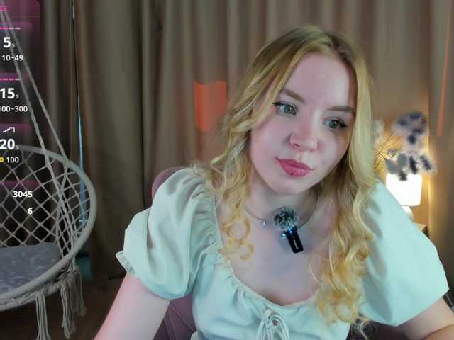 Linda-Bloom live cam on BongaCams