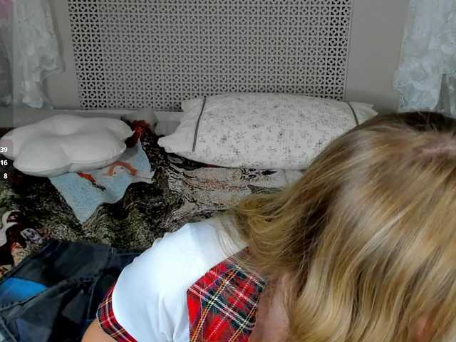 Linda-Bloom live cam on BongaCams