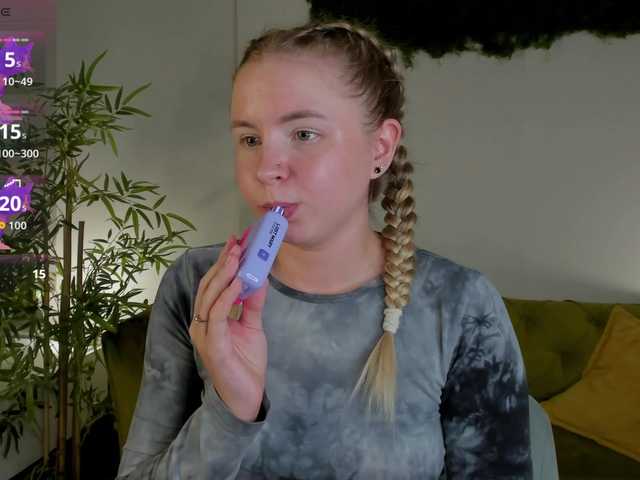Linda-Bloom Live-Cam auf BongaCams