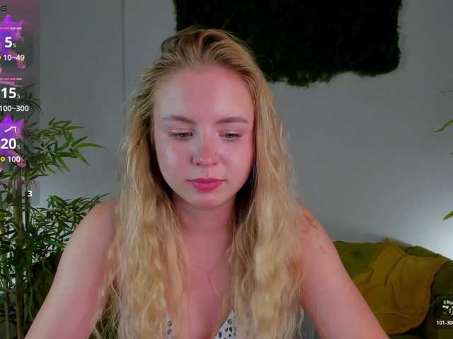 Linda-Bloom live cam on BongaCams
