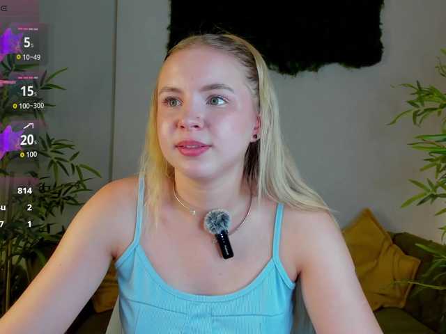 Linda-Bloom live webcam show