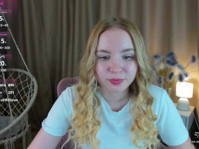 Linda-Bloom webcam