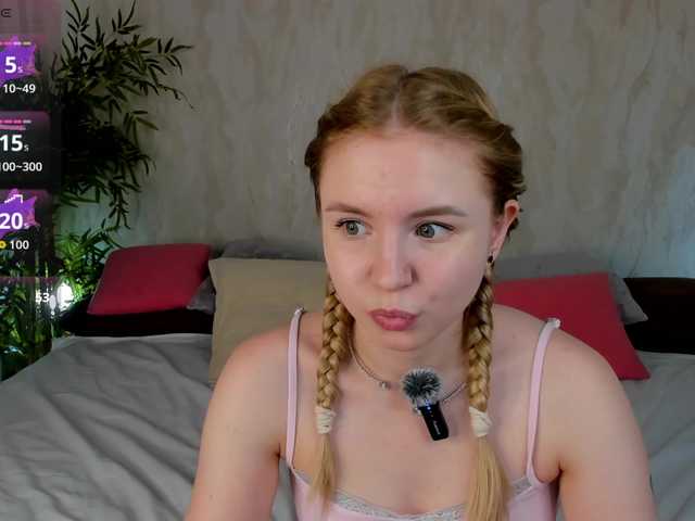 Linda-Bloom live cam on BongaCams