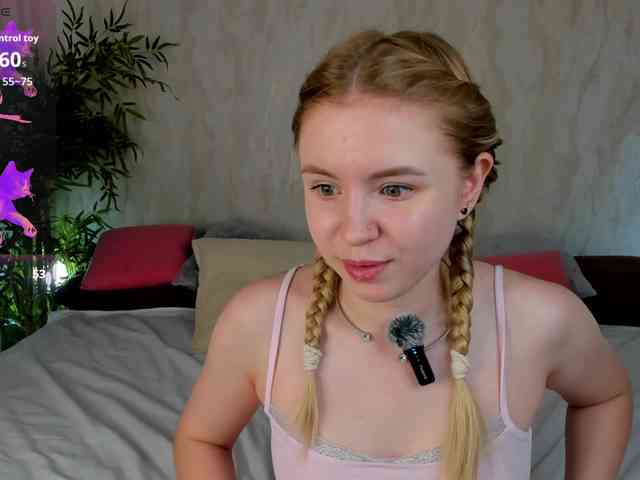 Linda-Bloom webcam