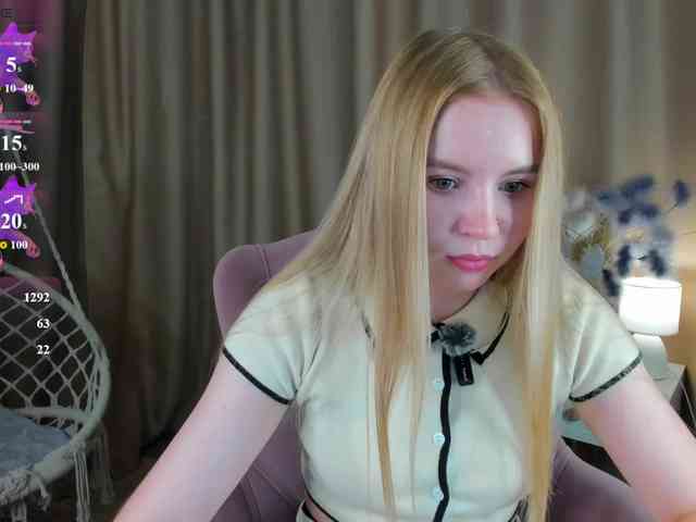 Linda-Bloom webcam