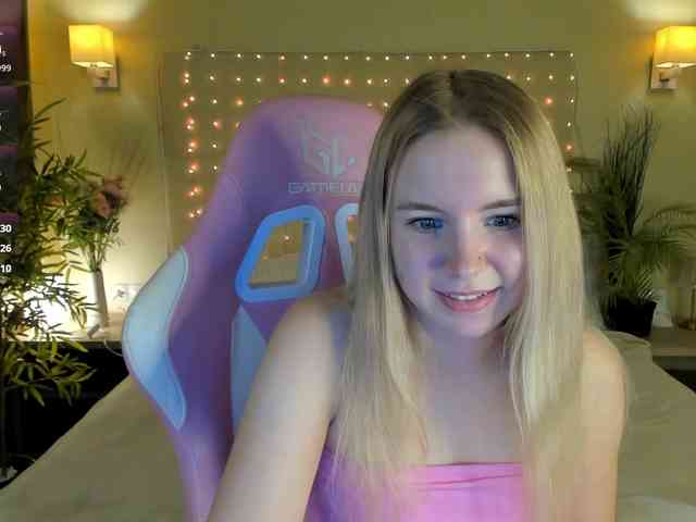 Linda-Bloom webcam