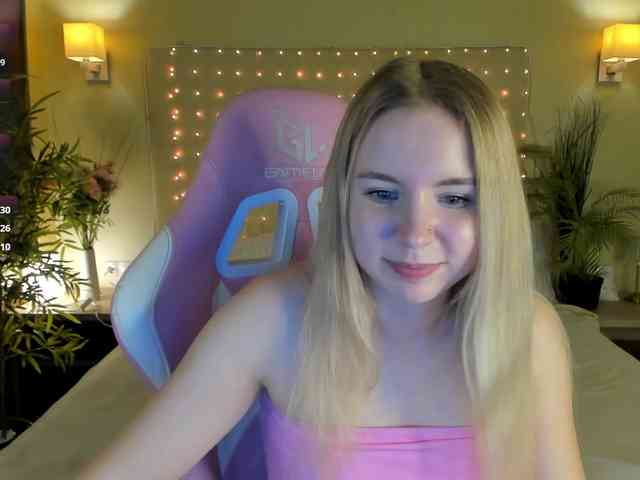 Linda-Bloom Live Webcam on BongaCams