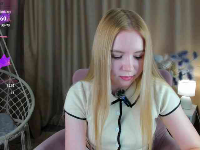Linda-Bloom webcam
