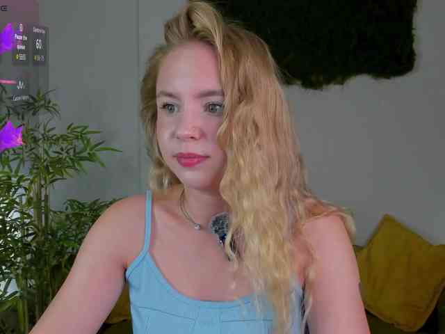 Linda-Bloom webcam