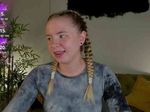 Linda-Bloom webcam