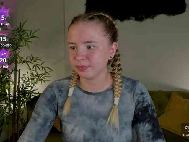Linda-Bloom webcam