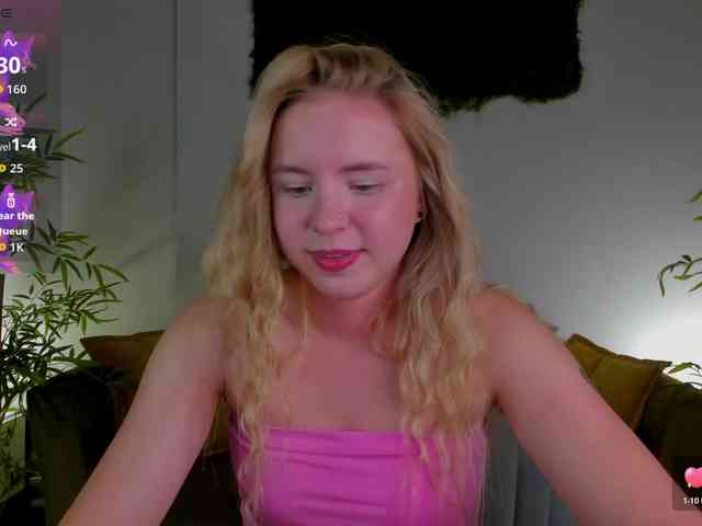 Linda-Bloom webcam