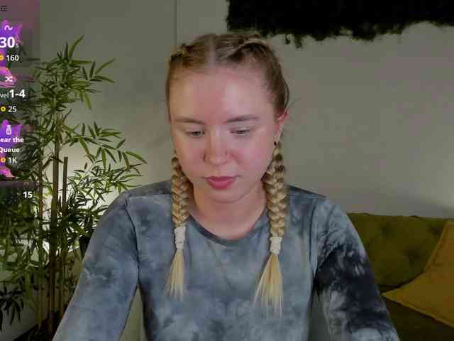 Linda-Bloom webcam