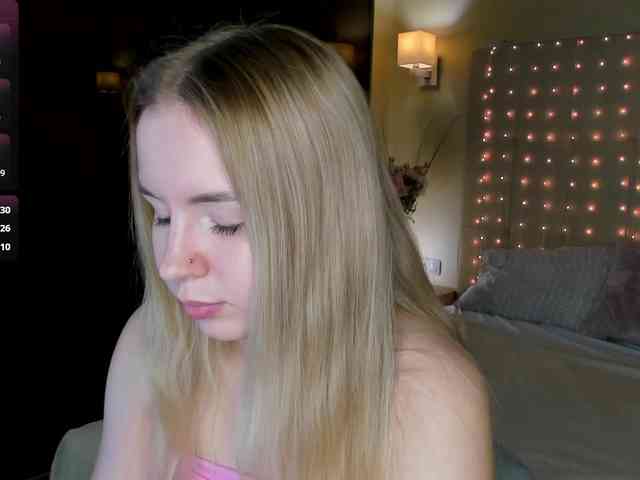 Linda-Bloom webcam