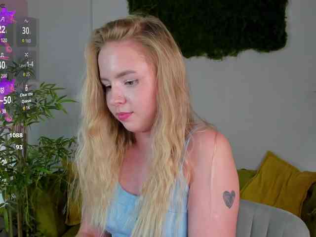 Linda-Bloom webcam