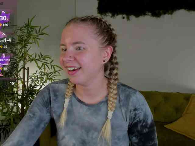 Linda-Bloom webcam
