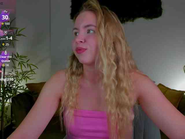 Linda-Bloom webcam