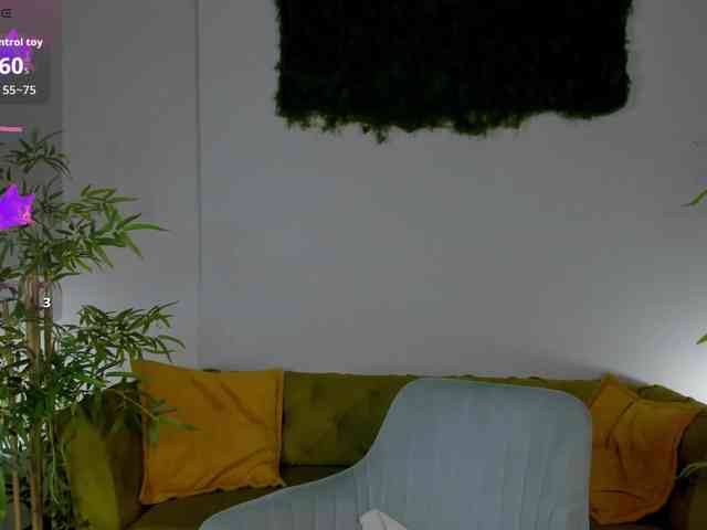 Linda-Bloom webcam
