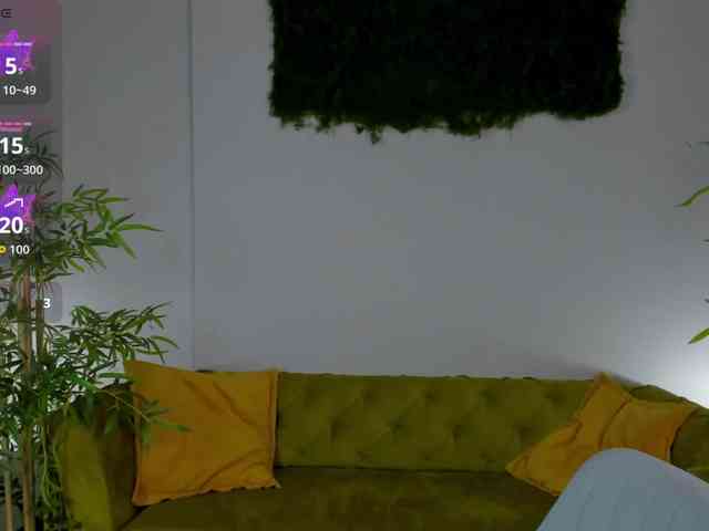 Linda-Bloom webcam
