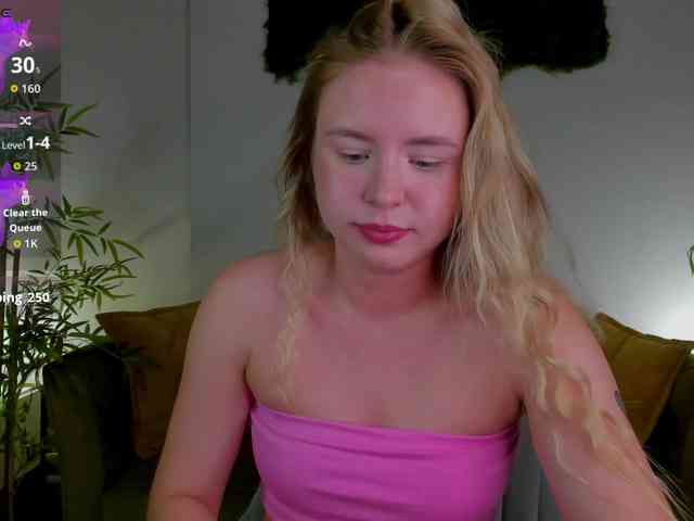 Linda-Bloom webcam
