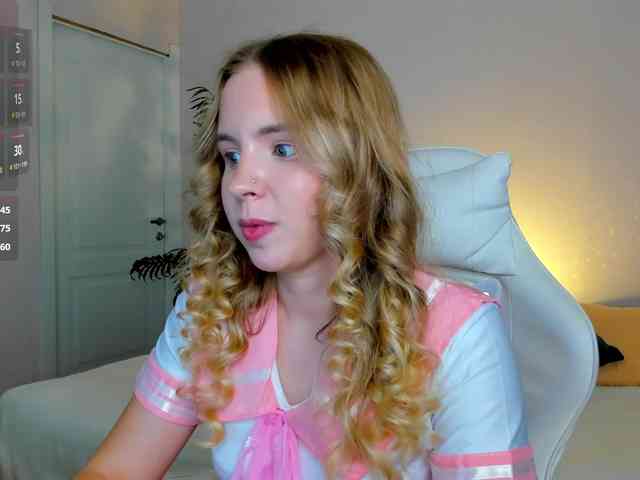 Linda-Bloom webcam