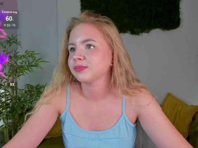 Linda-Bloom webcam