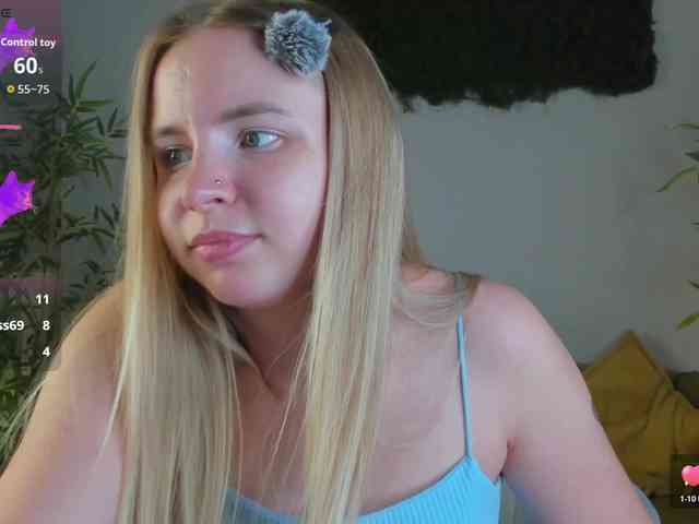 Linda-Bloom webcam