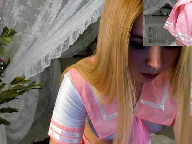 Linda-Bloom webcam