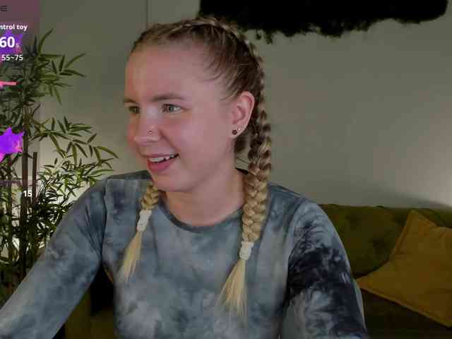 Linda-Bloom webcam