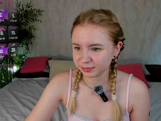 Linda-Bloom webcam