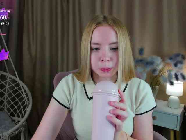 Linda-Bloom webcam